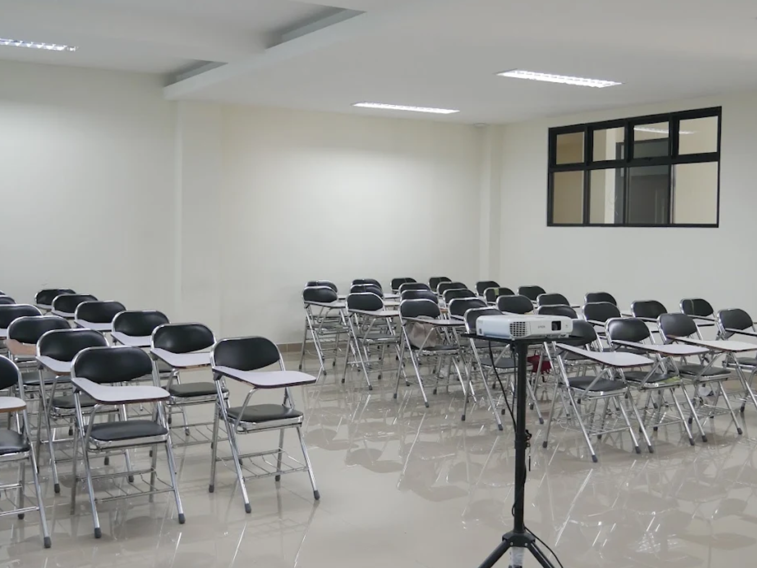Ruang Kelas (2)